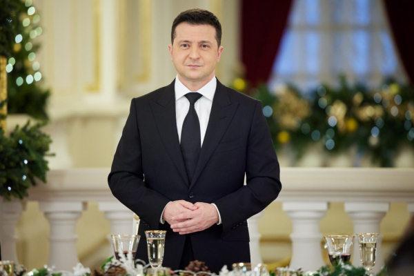 Без гімну і підсумків року: розбір новорічного привітання президента Зеленського від політтехнолога