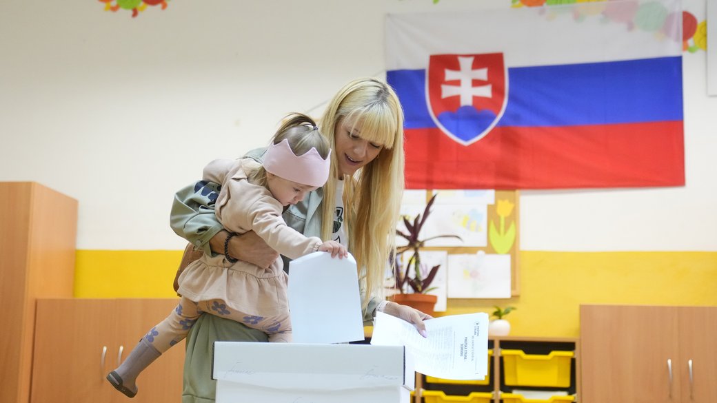 "Найгірший варіант — якщо ми отримаємо ще одного Орбана" — Панченко про вибори у Словаччині