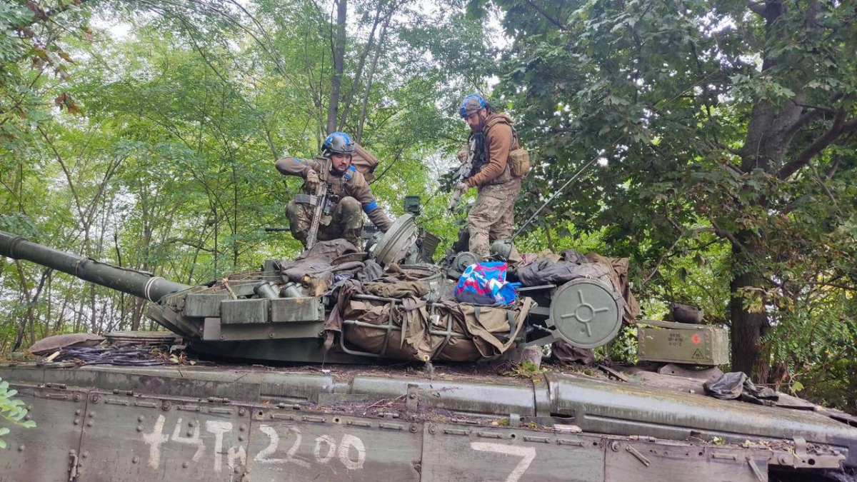 "Після війни хочу сісти в машину і поїхати по всіх містах України" ― Денис "Сталь"